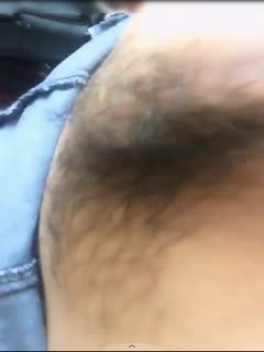 巨乳系酷似杨紫的美眉和狼友唠嗑问她外阴颜色怎么那么黑原